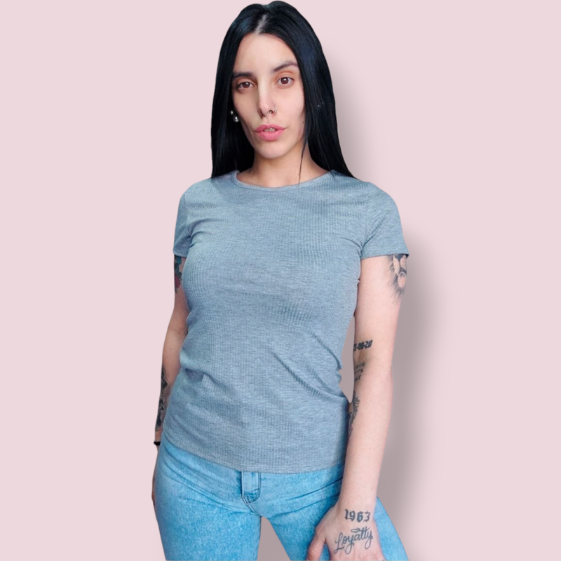 Remera Básica Manga Corta Escote Redondo Morley – Talles Chicos